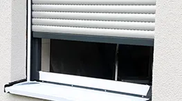 Venezianas integradas motorizadas nos quartos