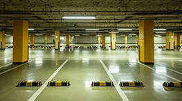 Estacionamento espa&ccedil;oso